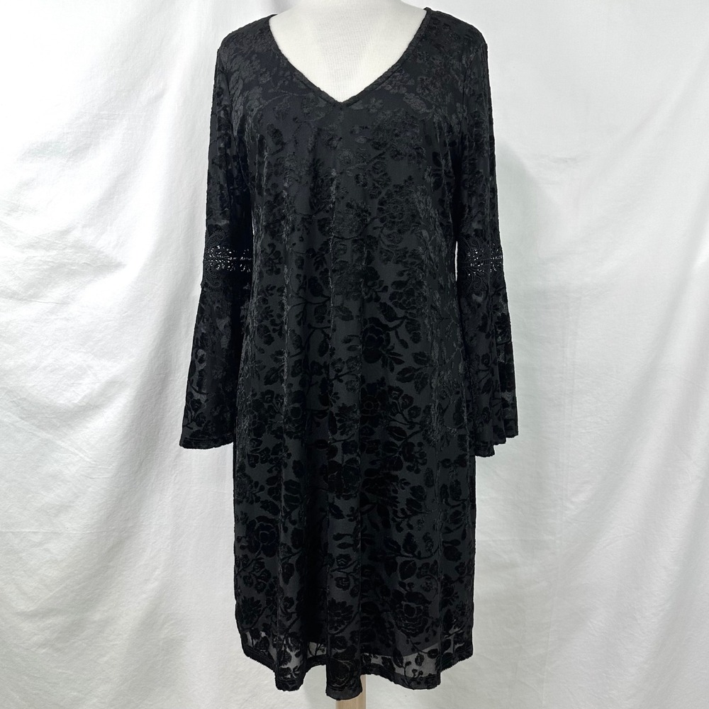 NEIMAN MARCUS Vintage Y2K 90s Black Floral Burnout Velvet Flare Sleeve Dress 8